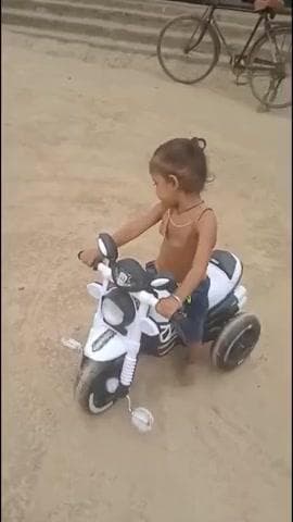 bachpan ka seen
#like share comment follow