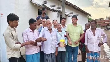 बेमेतरा: ग्राम कोदवा में सीसी रोड निर्माण कार्य का शुभारंभ, जनपद पंचायत सदस्य प्रमोद वर्मा एवं जनप्रतिनिधि रहे मौजूद