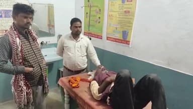 कौंच: छानी गांव के पास अचानक आवारा जानवर आने से अनियंत्रित होकर फिसली बाइक, बाइक सवार गंभीर घायल, जिला अस्पताल रेफर