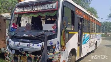 शिकारीपाड़ा: शिकारीपाड़ा में जबरदाहा मोड़ के पास बस की टक्कर से बाइक सवार गंभीर रूप से घायल