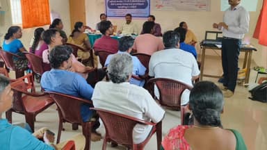 பென்னாகரம்: ஒகேனக்கலில், மீன் வள ஆய்வாளர் அலுவலகத்தில், உணவு பாதுகாப்பு மேற்பார்வையாளர் பயிற்சி.