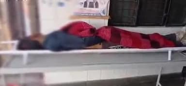 बुढ़ाना: तहसील क्षेत्र के थाना फुगाना के सामने तेज रफ्तार आर्टिका कार डंपर में घुसी, एक की मौत और 10 महिलाएं घायल