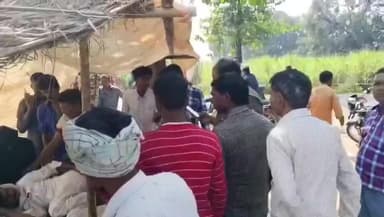 लहरपुर: पक्का तालाब तीर्थ के सामने तेज रफ्तार कार ने साइकिल सवार को मारी जोरदार टक्कर, गंभीर रूप से घायल, अस्पताल में कराया गया