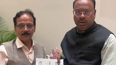 अर्जुनी मोरगाव: अवकाळी पावसामुळे झालेल्या नुकसानीची तातडीने मदत जाहीर आमदार राजकुमार बडोले यांचे महसूल मंत्री बावनकुळे यांना निवेदन