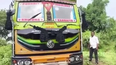 આમોદ: આઝમનગર પાસે પોલીસે બાતમીના આધારે ટ્રકમાં સિરામિક પાઉડરની આડમાં લઈજવાતો વિદેશી દારૂનો જથ્થો ઝડપી પાડ્યો.