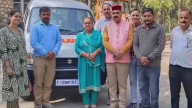 भोटा: लोक कल्याण समिति बड़सर ने बिझड़ी अस्पताल के लिए एम्बुलेंस का किया दान