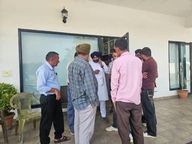 नालागढ़: नालागढ़ विधायक बाबा हरदीप सिंह ने सुनी जन समस्याएं, दिया त्वरित समाधान का आश्वासन