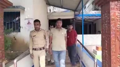 মেমারি ১: কলকাতার লালবাজার স্পেশাল ব্রাঞ্চের অফিসার সেজে টাকা আদায় মেমারিতে, গ্রেপ্তার ১