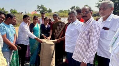 ధర్మపురి: ధర్మపురి నియోజకవర్గంలో వరి ధాన్యం కొనుగోలు కేంద్రాలు ప్రారంభించిన ధర్మపురి మార్కెట్ కమిటి చైర్మన్