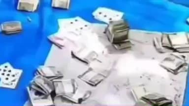 नायगाव-खैरगाव: रातोळी माहेगाव शिवारात पोलिसांनी धाड टाकून जुगार खेळणाऱ्या नामांकित 35 जनाविरुद्ध नायगाव पोलीस स्टेशनमध्ये गुन्हा दाखल