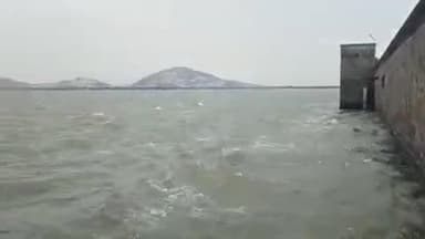 నకిరేకల్: మూసి ప్రాజెక్టుకు పెరిగిన వరద దిగువనకు నీటిని వదిలిన అధికారులు