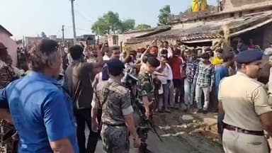 हलसी: खुरियारी गांव में मतदाताओं ने NDA समर्थित बीजेपी उम्मीदवार डिप्टी सीएम विजय कुमार सिन्हा का किया विरोध