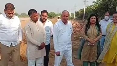 होडल: धीरेन्द्र शास्त्री बाबा बागेश्वर धाम सरकार की यात्रा पर होडल MLA हरेंद्र सिंह ने अधिकारियों के साथ की बातचीत