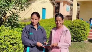 पुरोला: पुरोला पुलिस ने तीन खोए फोन की खोजबीन कर सुरक्षित फोन स्वामियों के सुपुर्द किए