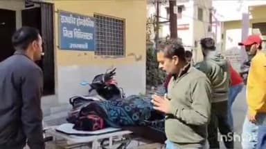 भटवाड़ी: भटवाड़ी प्रखंड के हीना गांव में जंगल में घास काटते समय भालू के हमले में एक महिला की मौत