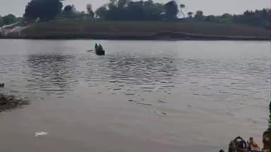 करेली: बरमान घाट पर नर्मदा नदीं में डूबे 13 वर्षीय बच्चे का 24 घंटे बाद मृत अवस्था में मिला शव,