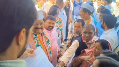 सीमलवाड़ा: सीमलवाड़ा में कांग्रेस ने प्रदर्शन किया, किसानों को फसल खराबे का मुआवजा और मनरेगा में रोजगार देने की रखी मांग