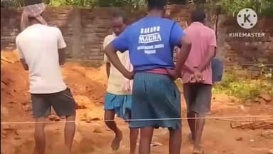 जलडेगा: प्रा वि पियोसोकरा परिसर में बन रहे आंगनबाड़ी केंद्र भवन निर्माण कार्य का झामुमो कार्यकर्ताओं और ग्रामीणों ने लिया जायजा