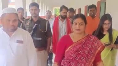 सिराथू: राज्य महिला आयोग की सदस्य प्रतिभा कुशवाहा ने कड़ा इलाके में मदरसे जाकर जानकारी हासिल की