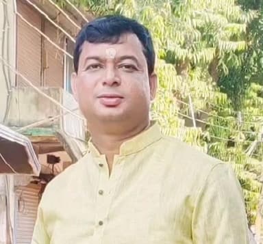 মেদিনীপুর: মেদিনীপুরে তৃণমূলের এসটি ও ওবিসি কমিটির সভাপতি ঘোষণা কৃষ্ণেন্দু বিশুইকে