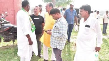 बरहरा: बड़हरा प्रखंड के दिवरा लतरहा रमजानी मुलकिया सहित कई पंचायतो का किया भ्रमण अपने पक्ष में माँगा मत