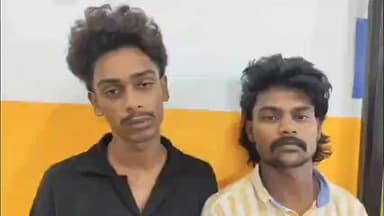 കൊടുങ്ങല്ലൂർ: കൊടുങ്ങല്ലൂർ പൊടിയൻ ബസാറിലെ ക്ഷേത്രഭണ്ഡാരങ്ങൾ കവർന്ന കേസിൽ രണ്ട് പേർ പിടിയിൽ