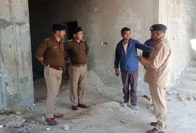 गैरसैण: जिले में पुलिस व्यवस्था के बुनियादी ढांचे को मजबूत करने के लिए, एसपी सुरजीत सिंह पंवार ने भराड़ीसेन का निरीक्षण किया