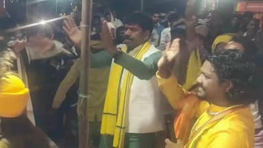 वारासिवनी: नरोडी पंचायत के युवा मेले में आदिवासी संगीत पर थिरके पूर्व मंत्री गुड्डा जायसवाल, ग्रामीणों ने किया गर्मजोशी से स्वागत