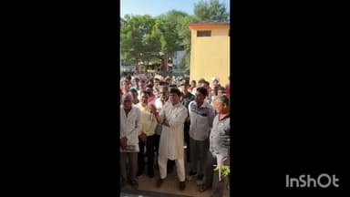 सरदारपुर: पैसा एक्ट के बाद भी आदिवासियों की ज़मीन NERD को आवंटित, MLA के नेतृत्व में सरदारपुर में ज्ञापन