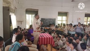 సోషల్ మీడియాలో అపరిచిత వ్యక్తులతో జాగ్రత్తగా వహించాలని భీముడులు ఎస్సై మదిన భాష తెలిపారు