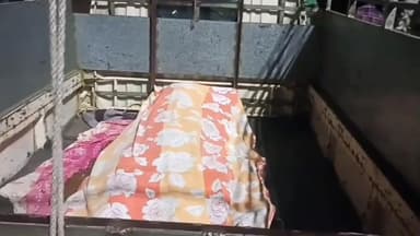 কেশিয়ারি: কেশিয়াড়ির পাবনিয়াতে বাড়ির পেছনের গাছ থেকে উদ্ধার এক ব্যক্তির ঝু*ল*ন্ত দেহ