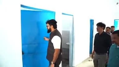 बगीचा: कलेक्टर श्री रोहित व्यास ने बगीचा में जनसुविधा, स्वास्थ्य और खेल अवसंरचना के विकास कार्यों का लिया जायजा