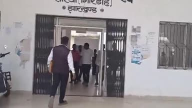 सरिया: अमनारी पंचायत में सार्वजनिक भूमि पर कब्जे के विरोध में ग्रामीणों ने सीओ को सौंपा आवेदन