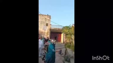 सहारनपुर: गांव सढौली हरिया में पारिवारिक विवाद ने लिया हिंसक रूप, पत्नी-बेटियों और पति पक्ष के बीच जमकर हुआ पथराव, वीडियो वायरल