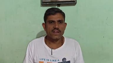 ચુડા: ચોમાસામાં સતત ભારે વરસાદના કારણે ધોવાણ થયેલા ચુડા તાલુકા ના ગ્રામ્ય વિસ્તારો ના રસ્તાઓ નુ રીપેરીંગ કામ કરવા રજૂઆત