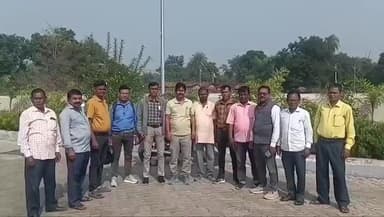 टुंडी: मंत्री सुदीप कुमार सोनू का गिरिडीह आवास घेरने जा रहे पारा शिक्षकों को पुलिस ने रोका