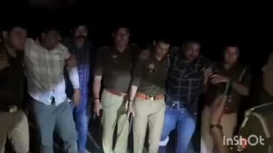 गढ़मुक्तेश्वर: गढ़मुक्तेश्वर थाना पुलिस की चेकिंग के दौरान दो गोकशों से हुई मुठभेड़, गोकशों के पैर में लगी गोली