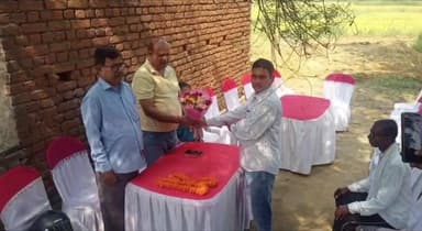 निरसा/चिरकुंडा: मोराडीह और पंडरा बेजरा के बीच पुल-पुलिया निर्माण का शिलान्यास, विधायक भी पहुंचे