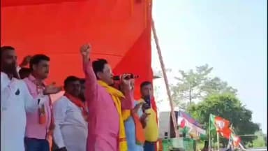 लौरिया: उत्तर प्रदेश के उपमुख्यमंत्री ब्रजेश पाठक ने एनडीए की जनसभा में विपक्ष पर किया तीखा प्रहार