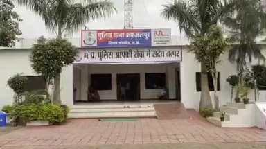 दलौदा: अफजलपुर थाना क्षेत्र में दो अलग-अलग स्थानों से दो व्यक्ति अवैध शराब तस्करी करते हुए पकड़े गए