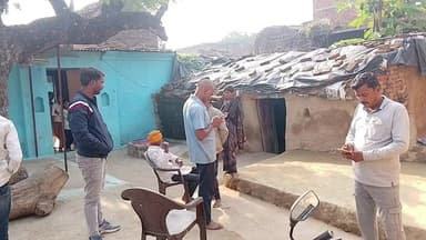 जालौन। ट्रैक्टर से खचोल कर लाए गए आवारा मवेशी जालौन कोतवाली क्षेत्र के गोकुलपुरा गांव का मामला