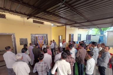 बदरवास: भुवनेश्वरी मंदिर, गढ़ी पर ब्राह्मण समाज बदरवास का दीपावली मिलन एवं अन्नकूट कार्यक्रम आयोजित