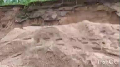 ହିଞ୍ଜିଳି: ହିଞ୍ଜିଳି କାଟୁ ବ୍ଲକ ଅନ୍ତର୍ଗତ ବଡ଼ ଖରିଡା ଗ୍ରାମରେ ବେଆଇନ ବାଲି ଚୋରାଣ କୁ ନେଇ ବାରମ୍ବାର ଅଭିଯୋଗ ପରେ ମଧ୍ୟ ଫଳ ଶୂନ