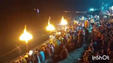 महेश्वर: कार्तिक पूर्णिमा पर 1100 श्रद्धालुओं ने की काकड़ा आरती, 25 हजार ने किया दीपदान