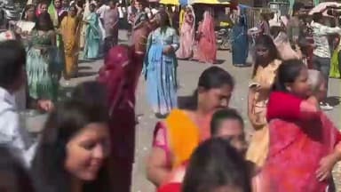 નેત્રંગ: નેત્રંગ નગરમાં નેત્રંગ જૈન સંધ થકી દિક્ષાથીંનો ભવ્ય વરસીદાન વરધોડો યોજાયો