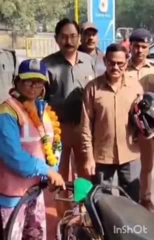 मुरार: ग्वालियर में पुलिस वेलफेयर पेट्रोल पंपों पर ‘शक्ति दीदियों’ को कमान, 85 महिलाएं बनीं आत्मनिर्भर