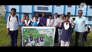 নামখানা: নামখানায় সবুজ সাথীর সাইকেল তুলে দেওয়া হল ছাত্র-ছাত্রীদে হাত পঞ্চায়েত সমিতির সভাপতি হাত দিয়ে ও বিডিও হাত দিয়ে