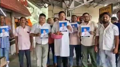 ব্যারাকপুর ২: অভিষেক বন্দ্যোপাধ্যায়ের জন্মদিন উপলক্ষে ব্যারাকপুর হনুমান মন্দিরে পূজো দিলেন তৃণমূল কংগ্রেস নেতৃত্ব