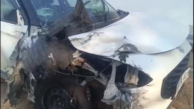 इटखोरी: चतरा में खड़ी गाड़ी में हाइवा ने मारी टक्कर, जेएमएम छात्र मोर्चा के जिलाध्यक्ष बाल-बाल बचे