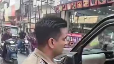 करनाल: सिविल लाइन थाना क्षेत्र में ब्लैक कर्टन लगी स्कॉर्पियो का पुलिस अधिकारी रामलाल ने ₹50500 का चालान काटा